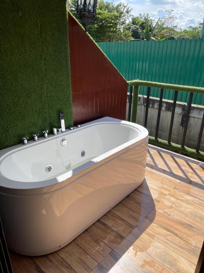 Noree Jacuzzi House Villa Ban Phan Sadet Nai Bagian luar foto